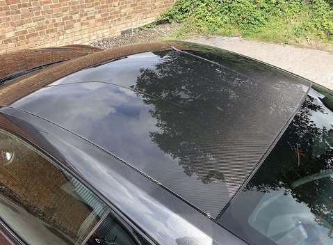 Aston Martin Vanquish 14