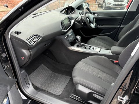 Peugeot 308 PURETECH S/S ALLURE 13