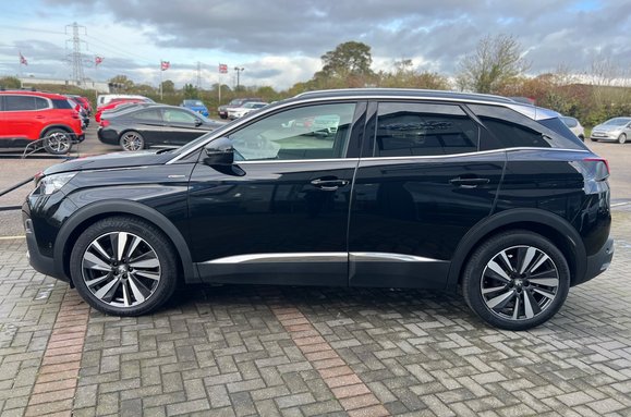 Peugeot 3008 PURETECH S/S 1.2 GT LINE PREMIUM AUTO 11
