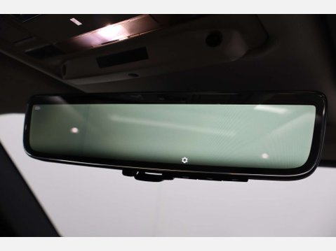 Land Rover Defender 3.0 Defender First Edition D MHEV Auto 4WD 5dr 41