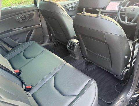 SEAT Leon 2.0 Leon Xcellence Luxury TSi Semi-Auto 5dr 39