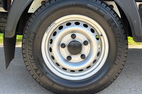 Ford Transit 350 L3 Srw 170 ps Dropside Truck with Tail lift 30