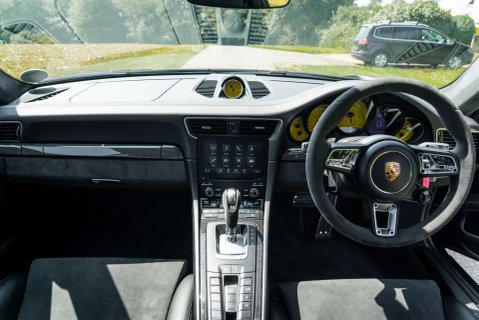 Porsche 911 3.0 911 Carrera GTS Semi-Auto 2dr 12