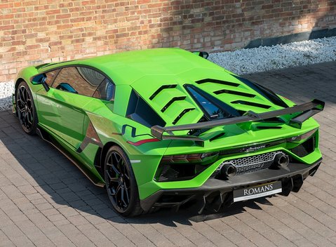 Lamborghini Aventador SVJ LP 770-4 11