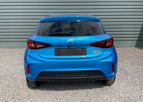MG MG3 1.5 HYBRID+ TROPHY 9
