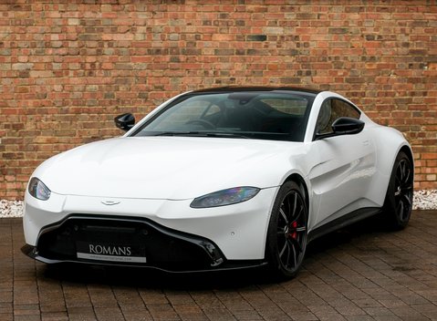 Aston Martin V8 Vantage 6