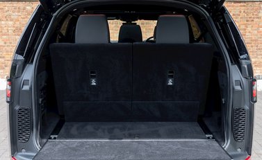 Land Rover Discovery Td6 HSE 31