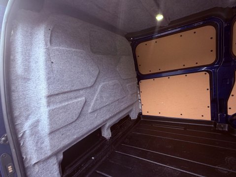 Ford Transit Custom 270 LIMITED LR P/V 39