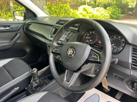 Skoda Fabia 1.0 TSI SE Euro 6 (s/s) 5dr 13