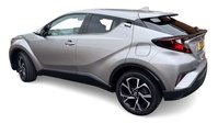Toyota C-HR 1.8 VVT-h Design SUV 5dr Petrol Hybrid CVT Euro 6 (s/s) (122 ps) 4