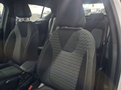 Vauxhall Astra 1.4 Astra SRi Nav T 5dr 21