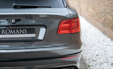 Bentley Bentayga 26
