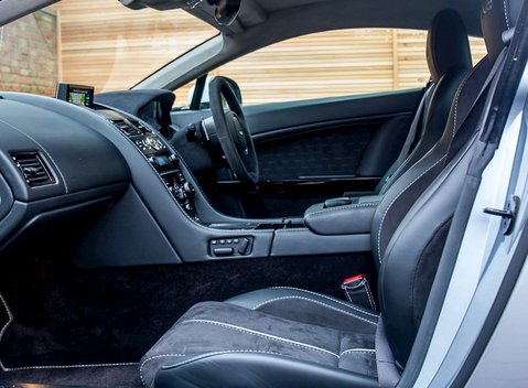 Aston Martin V8 Vantage N430 21