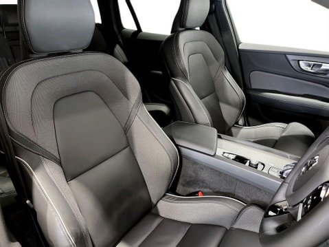 Volvo V60 2.0 B4 MHEV Plus Estate 5dr Petrol Hybrid DCT Auto Euro 6 (s/s) (197 ps) Cr 11