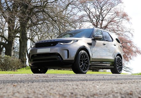 Land Rover Discovery 5