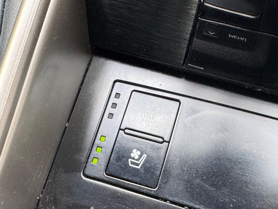 2014 Lexus Is — image 28