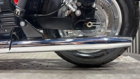 Triumph Bonneville 2011 ONLY 1812 MILES LONG MOT STUNNING CRUISER BIKE 36