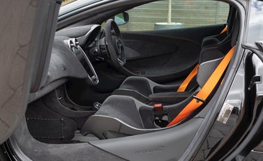 McLaren 600 16