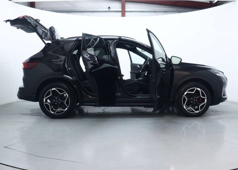 Ford Kuga 2.5 Duratec 14.4kWh ST-Line X SUV 5dr Petrol Plug-in Hybrid CVT Euro 6 (s/s 67