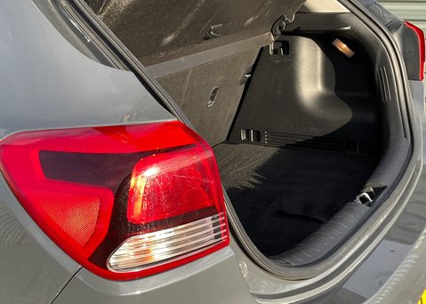 Kia Rio 1.0 T-GDi '2' 18