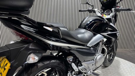 Suzuki Inazuma GW 2014 ONLY 6K MOT SEPTEMBER 2027 WARRANTY A2 READY 250CC 40