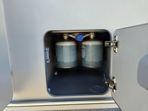 Mazda B Friendee Aero City Runner 19