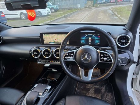 Mercedes-Benz A Class 1.5 A180d Sport (Executive) Hatchback 5dr Diesel 7G-DCT Euro 6 (s/s) (116 p 19
