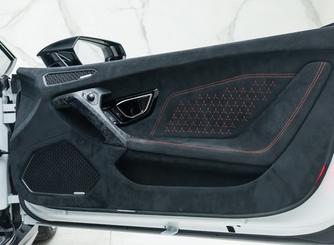 Lamborghini Huracan Spyder LP 640-4 PERFORMANTE 28