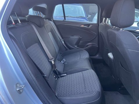 Vauxhall Astra 1.4 Astra SRI 5dr 27
