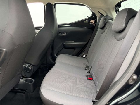 Toyota Aygo 1.0 Aygo X-Play TSS VVT-i 5dr 43