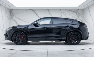Lamborghini Urus SE 5