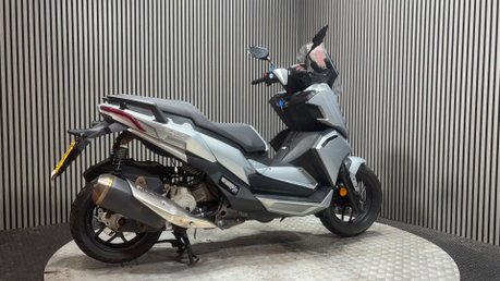 Lexmoto Nexus 2023 17K 1 ONWER LARGE SPORT MAXI SCOOTER 125CC 3