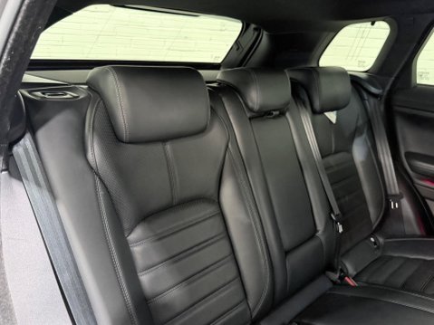 Land Rover Range Rover Evoque 2.0 TD4 HSE Dynamic Auto 4WD Euro 6 (s/s) 5dr 16