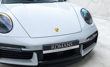 Porsche 911 Turbo S (992) 31