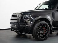 Land Rover Defender 2.0 P400e 15.4kWh X-Dynamic HSE SUV 5dr Petrol Plug-in Hybrid Auto 4WD Euro 32