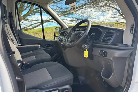 Ford Transit 350 Srw L4 130 ps Dropside Truck 15