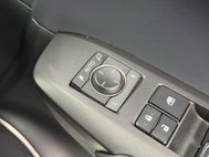 Lexus NX 2.5 300h Luxury SUV 5dr Petrol Hybrid E-CVT 4WD Euro 6 (s/s) (197 ps) 46