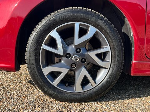 Nissan Note TEKNA DIG-S 4