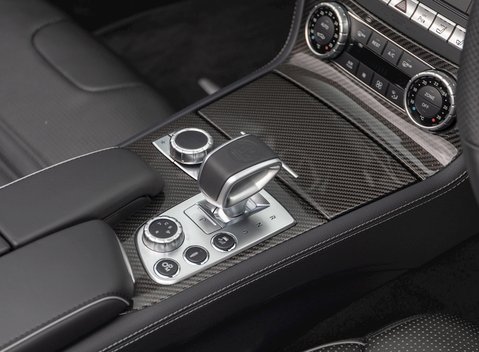 Mercedes-Benz SL Class SL63 22