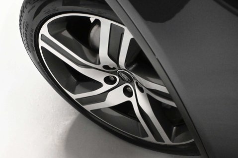 Land Rover Discovery 3.0 Discovery R-Dynamic HSE D MHEV Auto 4WD 5dr 33