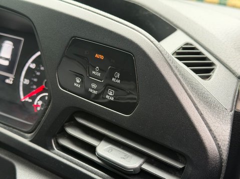 Volkswagen Caddy Maxi C20 TDI COMMERCE PRO 31