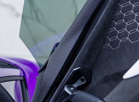 Lamborghini Revuelto 32