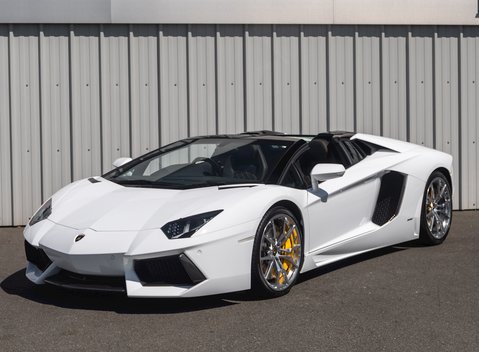 Lamborghini Aventador LP700-4 Roadster 6