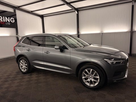 Volvo XC60 2.0 B4 MHEV Momentum Pro Auto AWD Euro 6 (s/s) 5dr 43