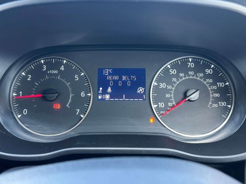 Dacia Duster 1.0 Duster Essential TCE 4X2 5dr - NATIONAL DELIVERY* 17