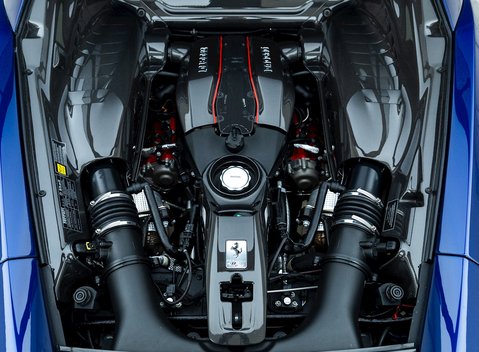 Ferrari 488 Pista 31