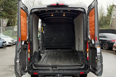Ford Transit 350 LIMITED ECOBLUE - RARE SPEC VAN - L3H2 - CRUISE -CAMERA - LWB MID ROOF 9