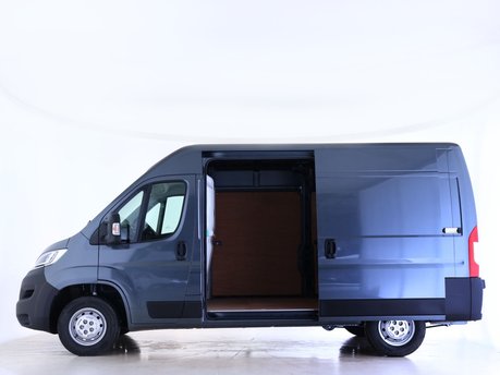Citroen Relay 2.2 BlueHDi L2H2 Van 140ps Enterprise Pro 3