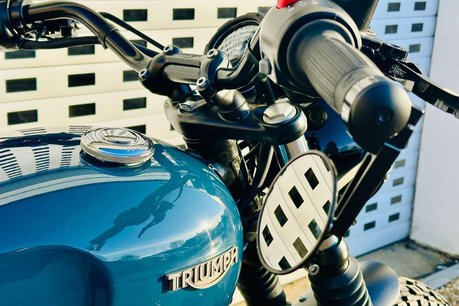Triumph Bonneville Bonneville T100 32