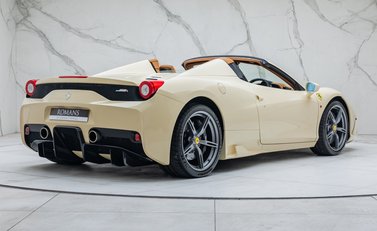 Ferrari 458 Speciale Aperta 5